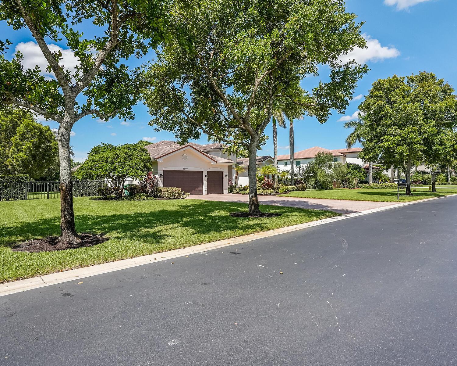 3599 Juniper Lane, Davie FL 33330 photo 3