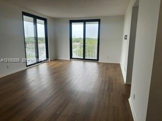 901 Hillcrest Dr # 501, Hollywood FL 33021 photo 2