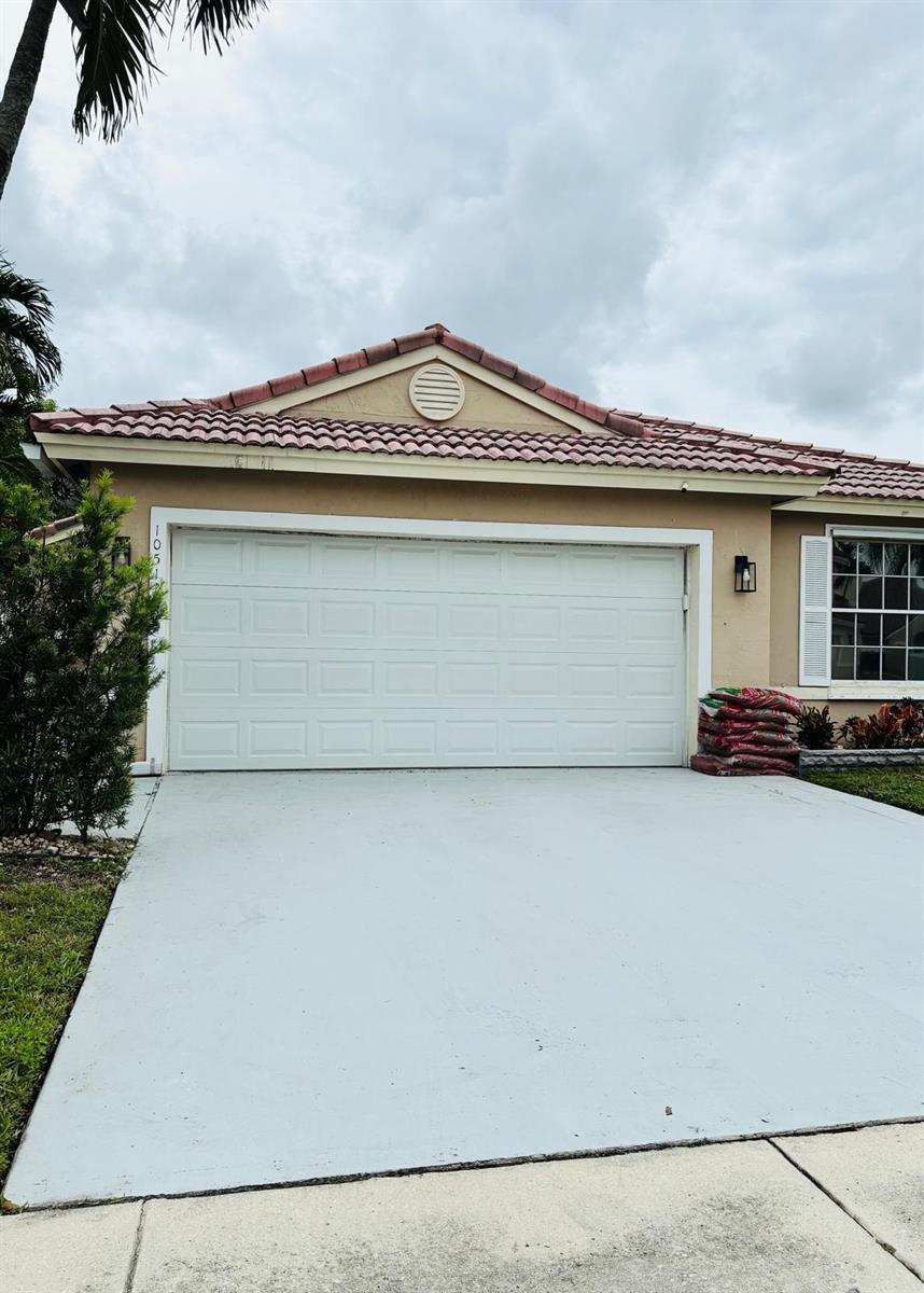 1051 NW 191ST Avenue, Pembroke Pines FL 33029 photo 2
