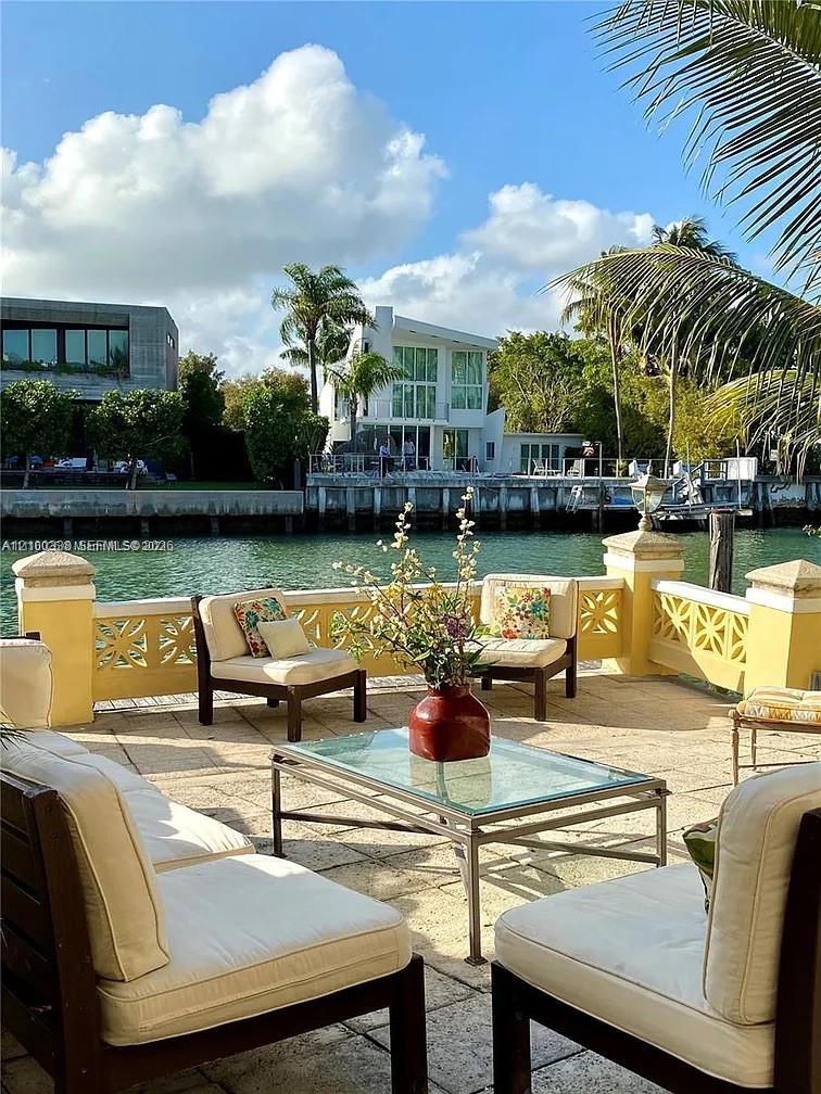 4812 Pine Tree Dr # 210, Miami Beach FL 33140 photo 4