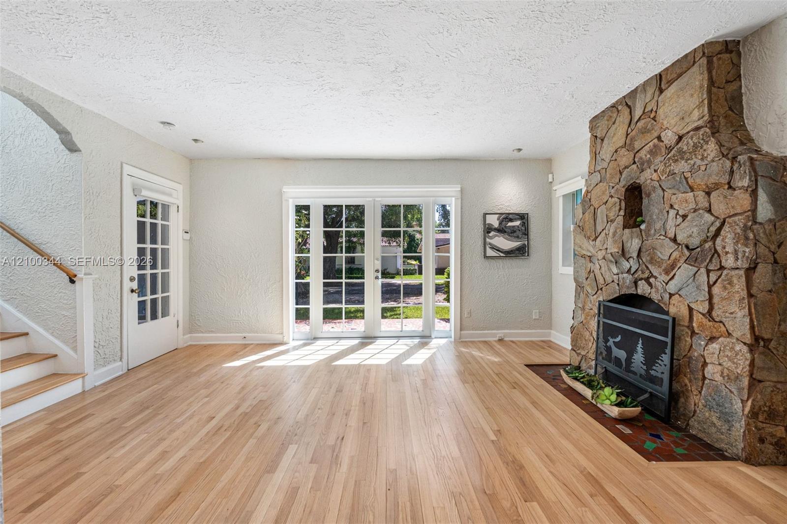 1209 La Mancha Ave, Coral Gables FL 33134 photo 5