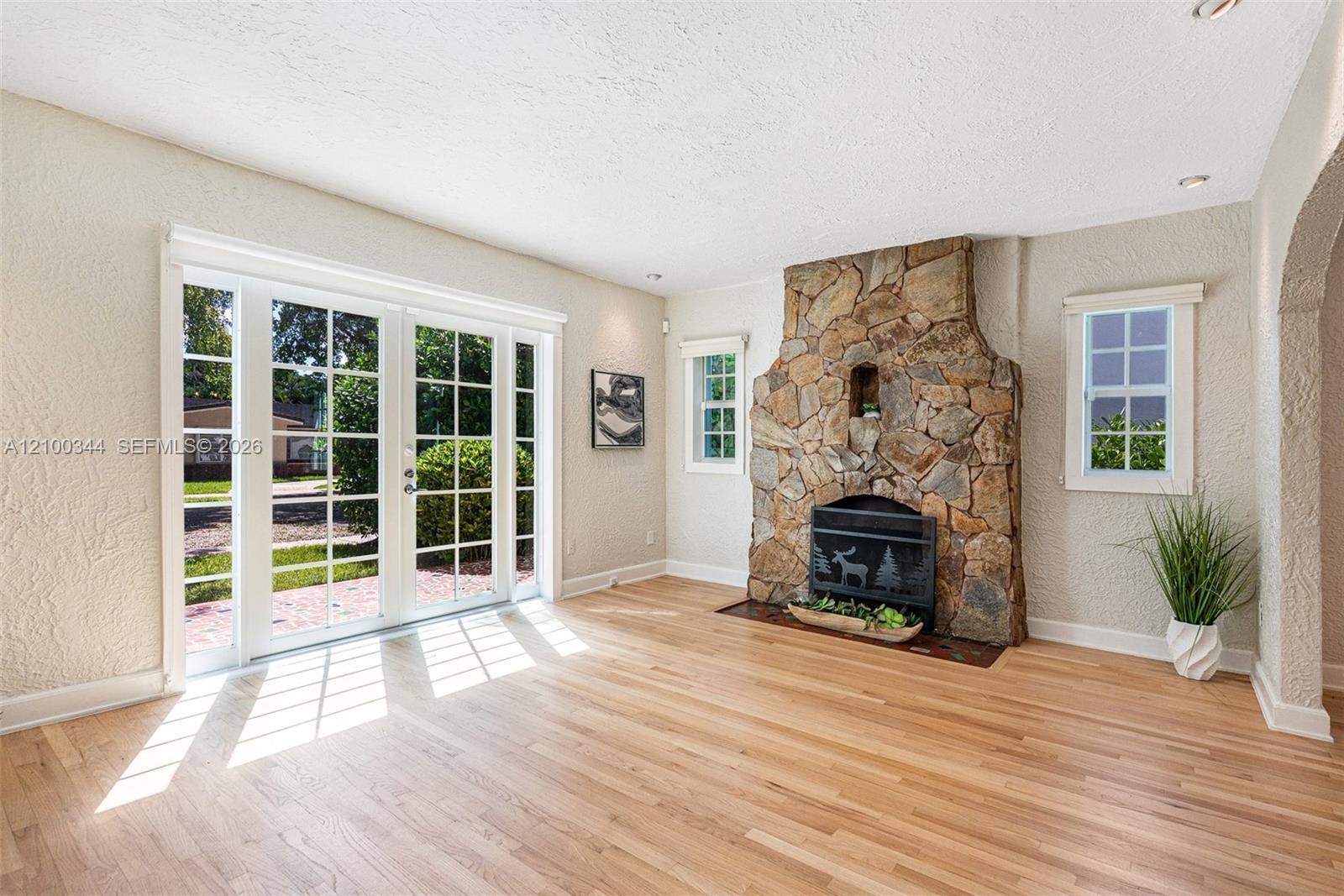1209 La Mancha Ave, Coral Gables FL 33134 photo 4