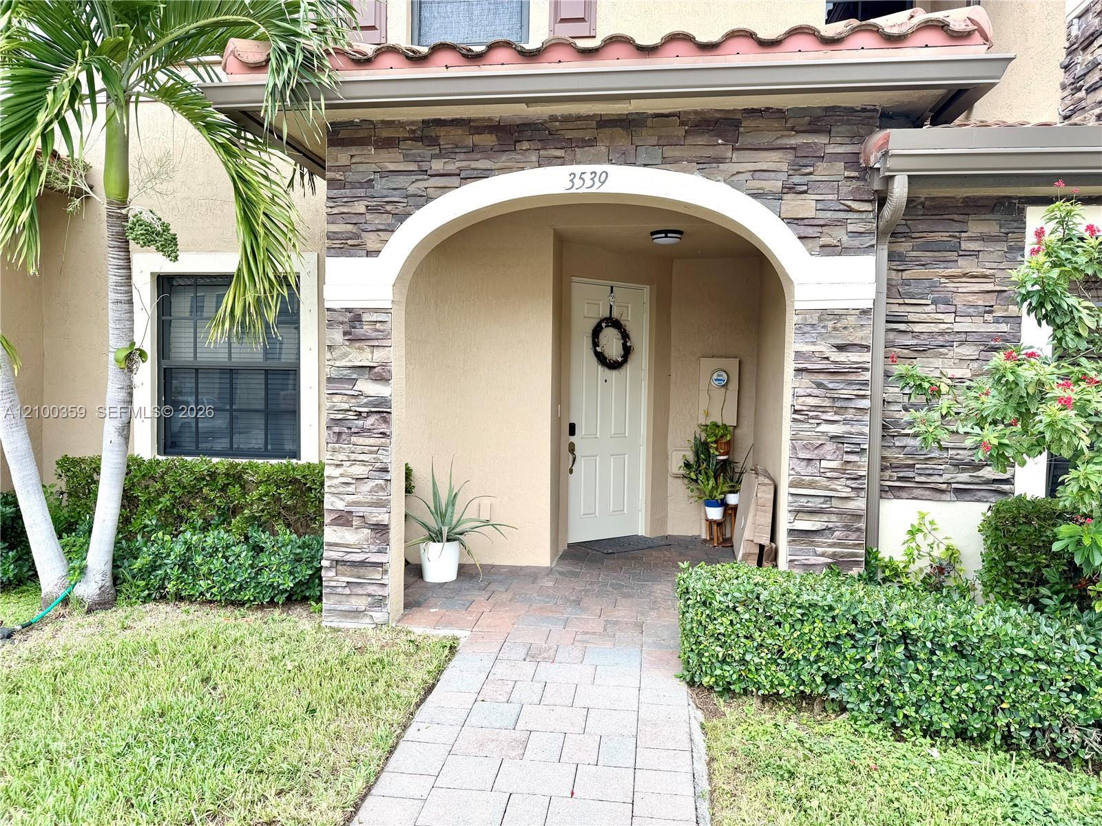 3539 W 89th Pl # 3539, Hialeah FL 33018 photo 2