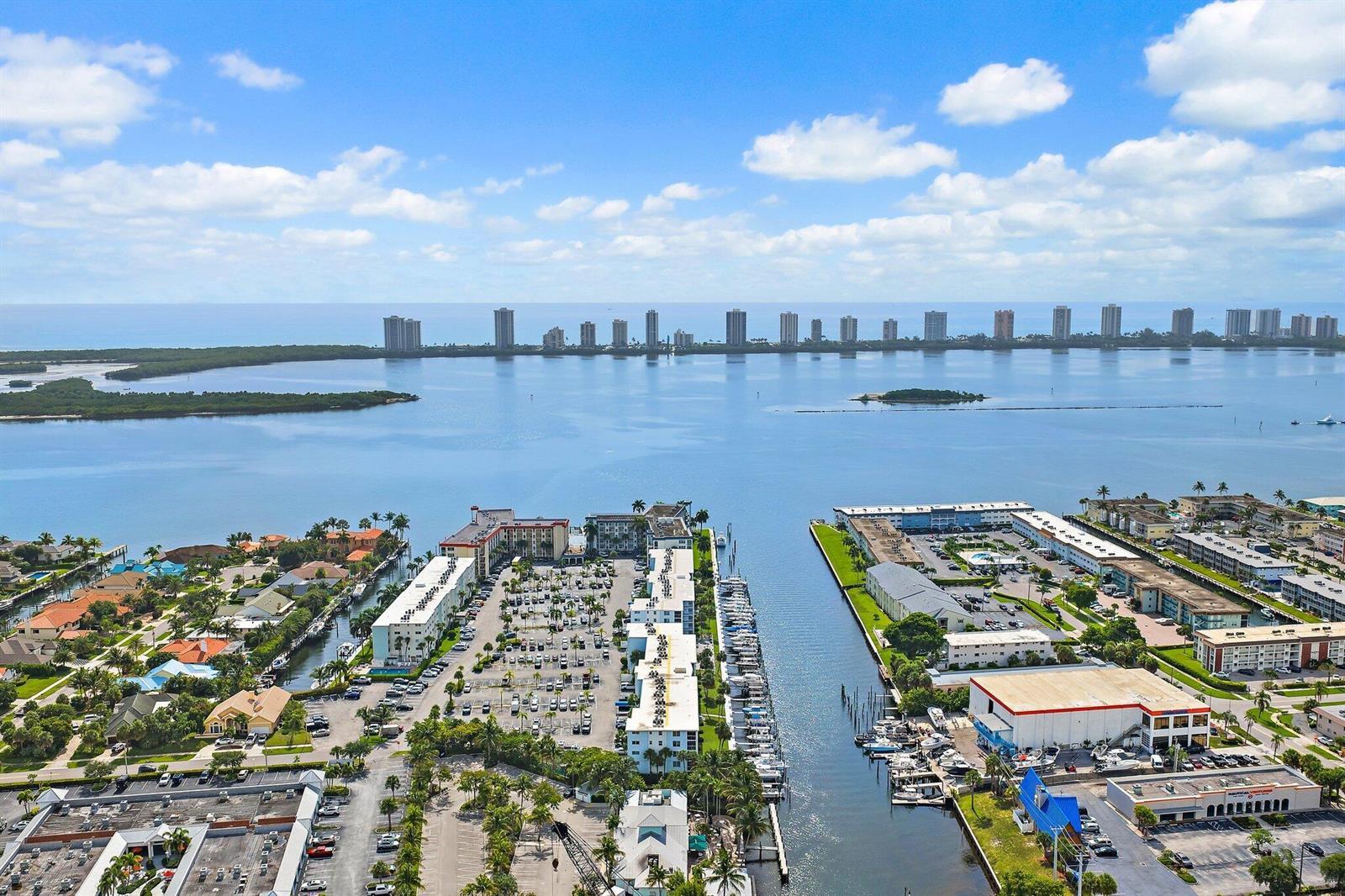 100 PARADISE HARBOUR Boulevard # 202, North Palm Beach FL 33408 photo 3