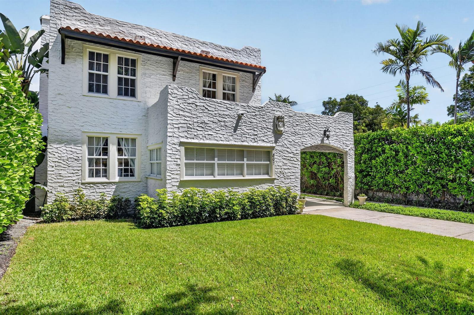 807 Ardmore Road, West Palm Beach FL 33401 photo 4