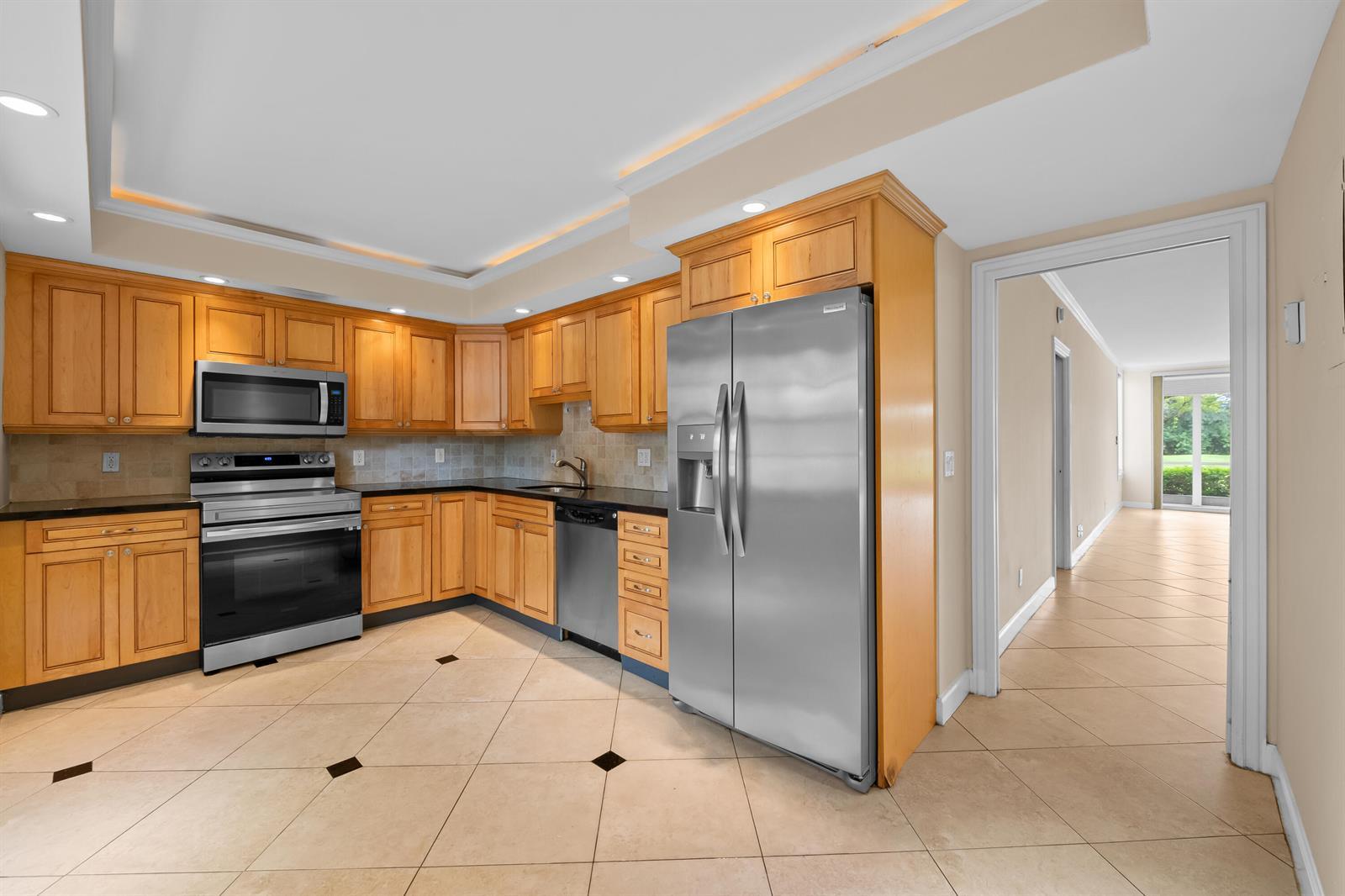 4000 CYPRESS GROVE Way # 103, Pompano Beach FL 33069 photo 3