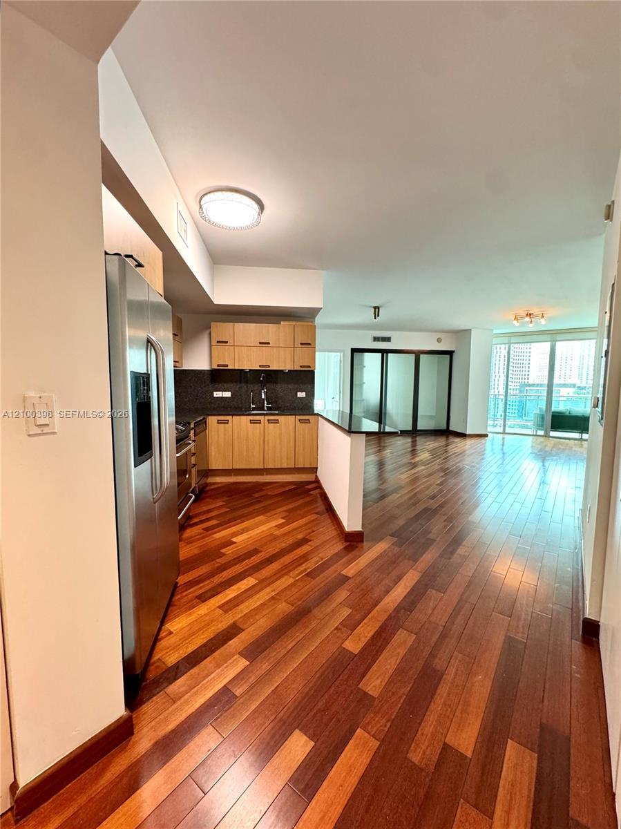 350 S Miami Ave # 1502, Miami FL 33130 photo 5
