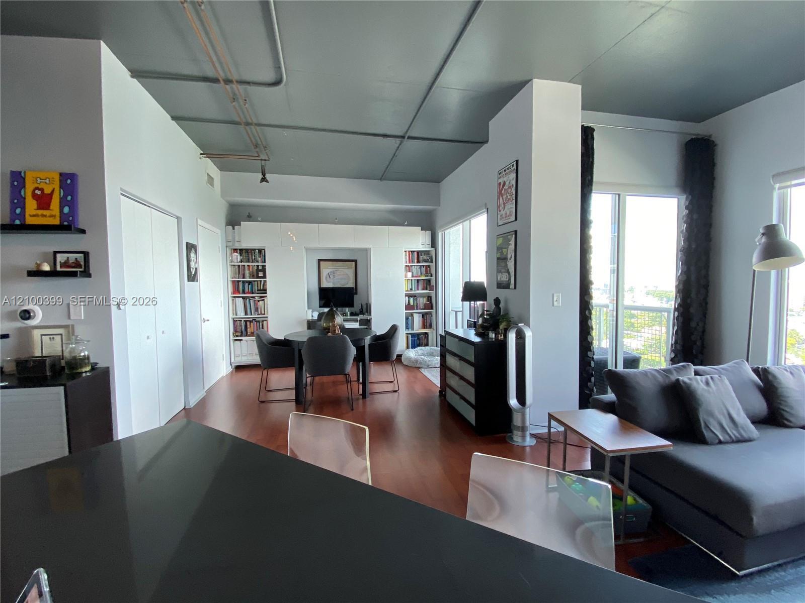 10 SW South River Dr # 1513, Miami FL 33130 photo 2