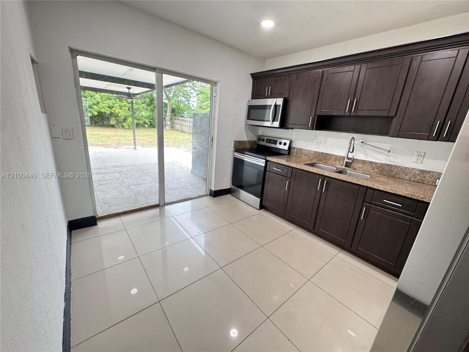 2921 NW 94th St # 2921, Miami FL 33147 photo 4