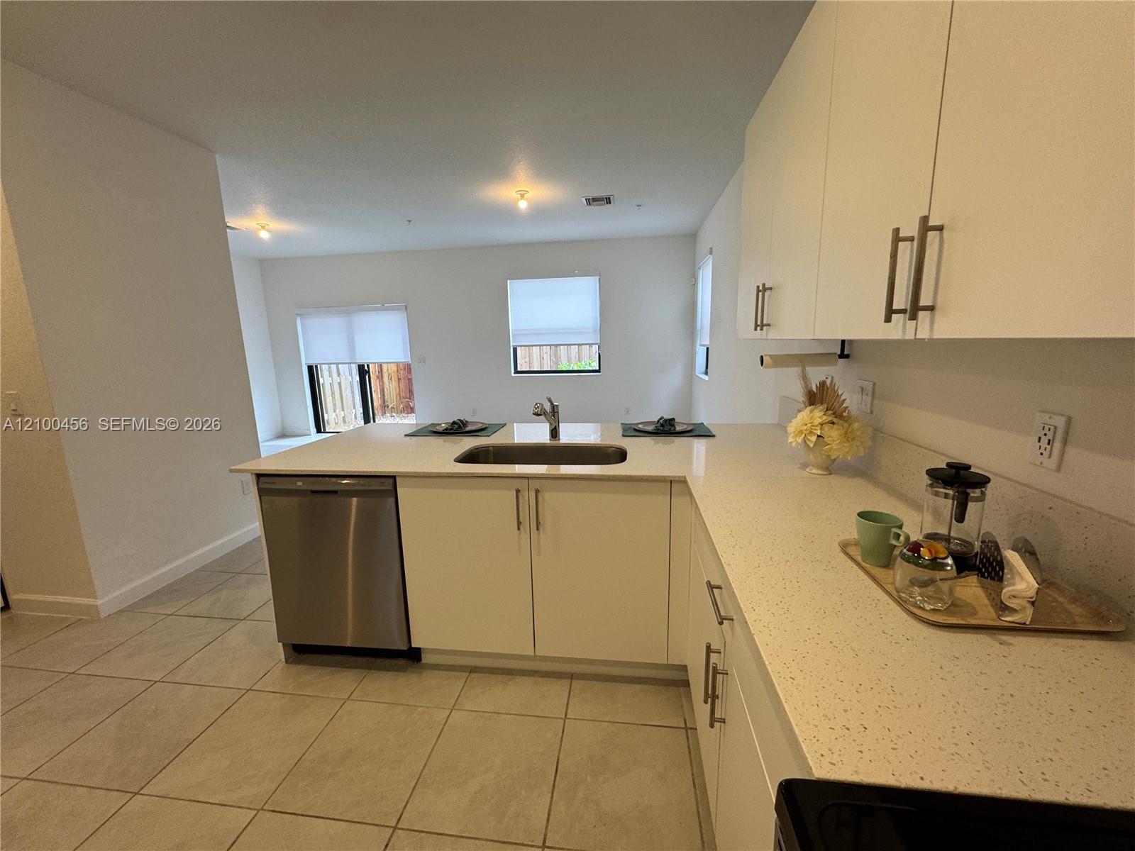 267 SW 159th Pl, Pembroke Pines FL 33027 photo 5