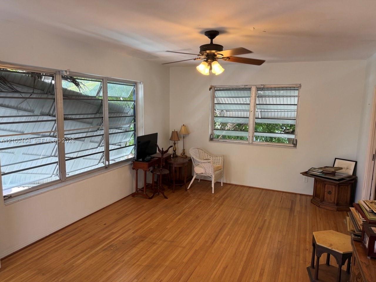 7915 Byron Ave # 4, Miami Beach FL 33141 photo 5
