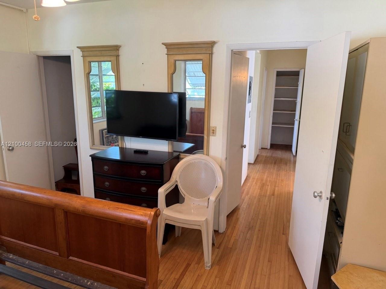 7915 Byron Ave # 4, Miami Beach FL 33141 photo 4