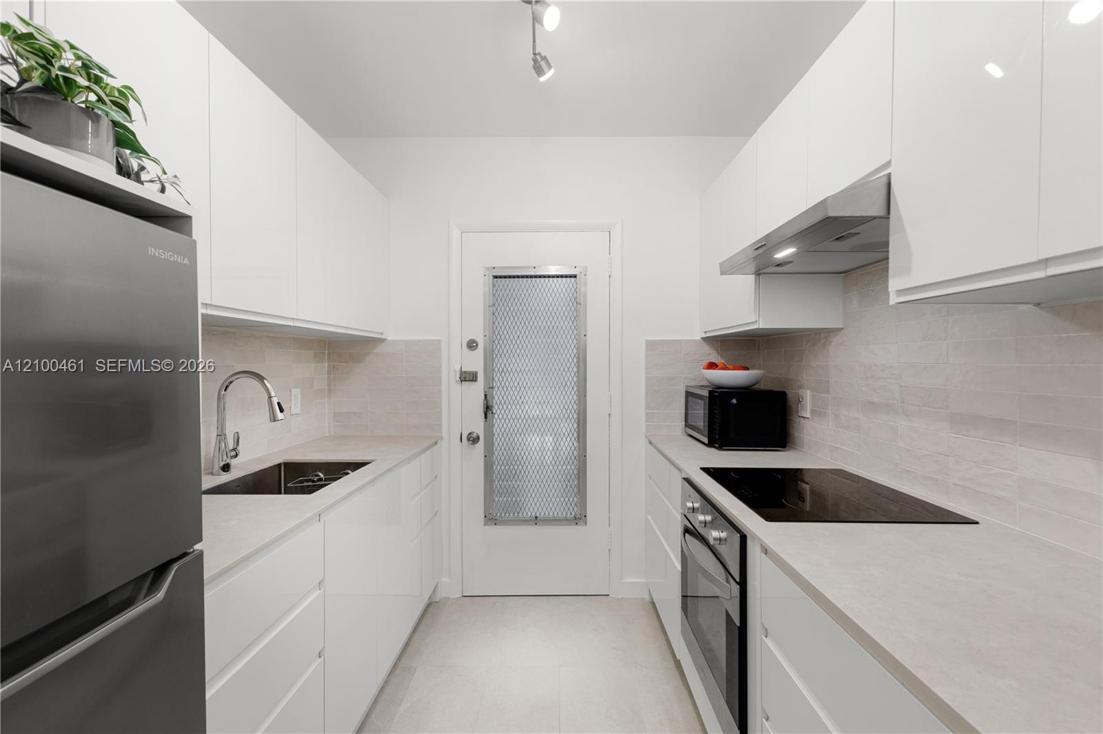 350 Collins Ave # 311, Miami Beach FL 33139 photo 3