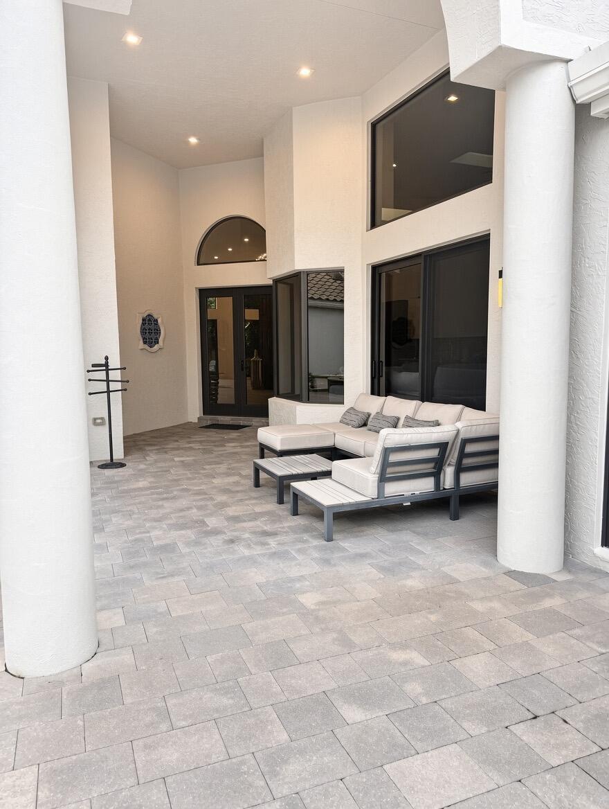 3549 NW CLUBSIDE Circle, Boca Raton FL 33496 photo 3