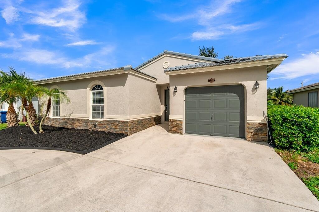 1790 NW 56TH Avenue, Lauderhill FL 33313 photo 4