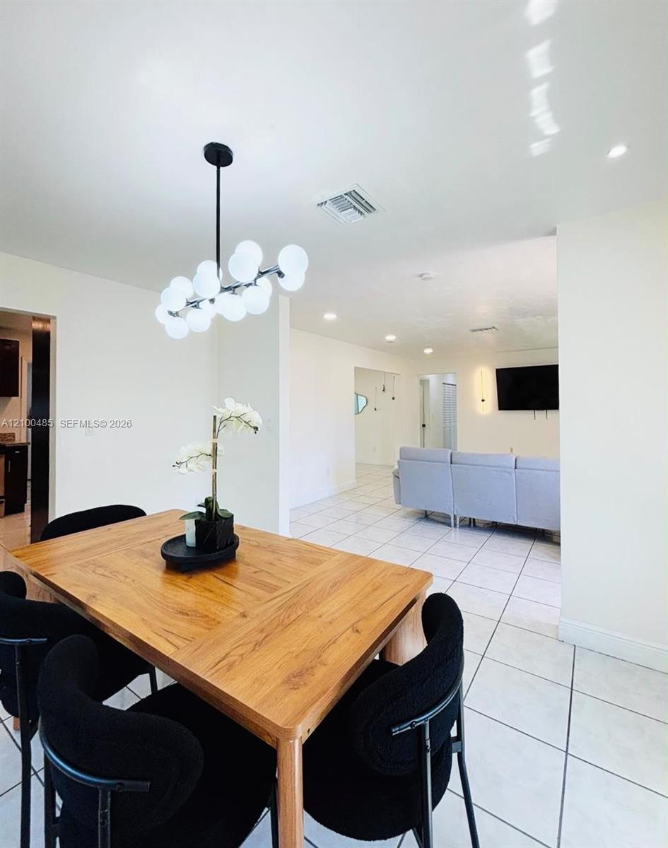 75 NW 206th Ter, Miami Gardens FL 33169 photo 3