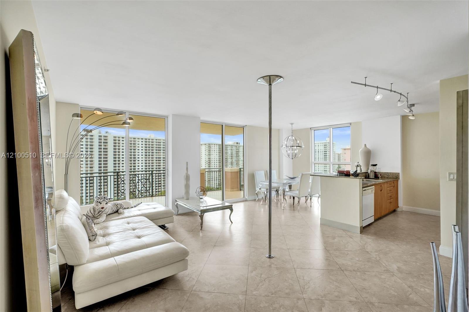 17555 Atlantic Blvd, Sunny Isles Beach FL 33160 photo 2