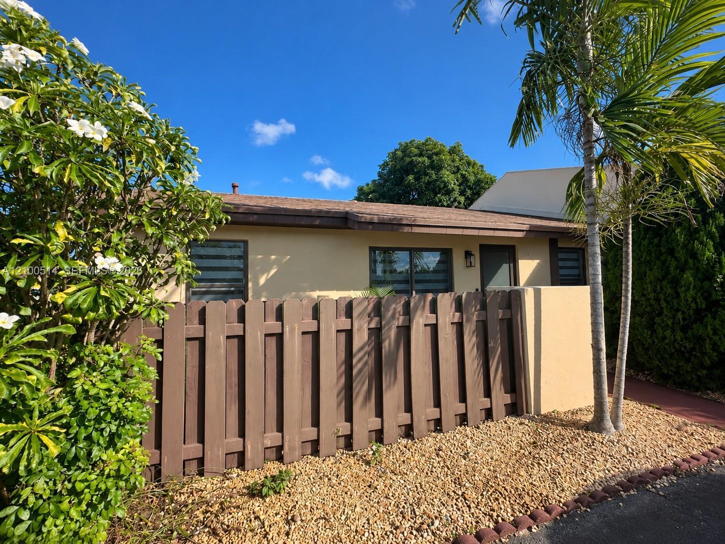 11101 SW 122nd Ct, Miami FL 33186