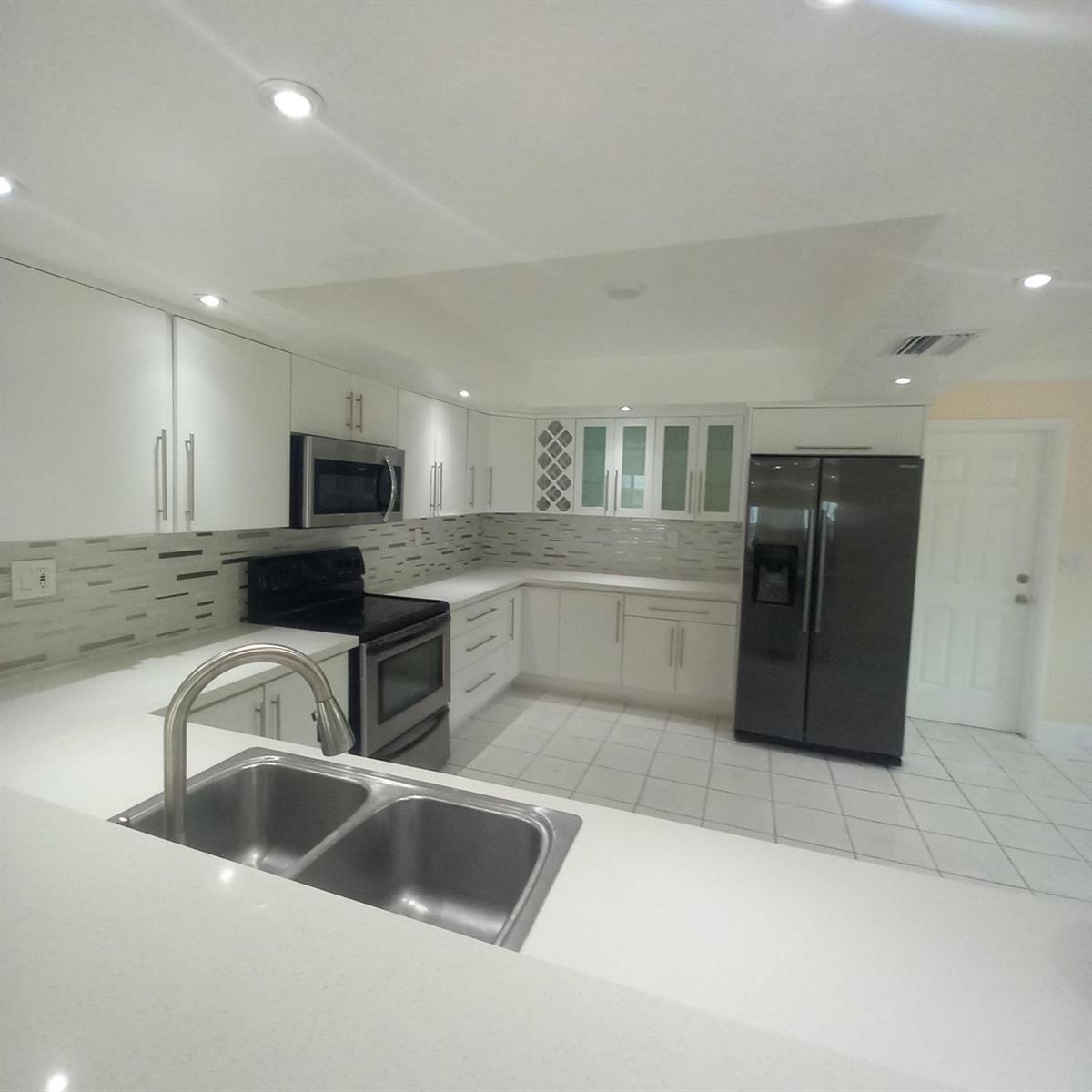 5415 HARRISON Street, Hollywood FL 33021 photo 3