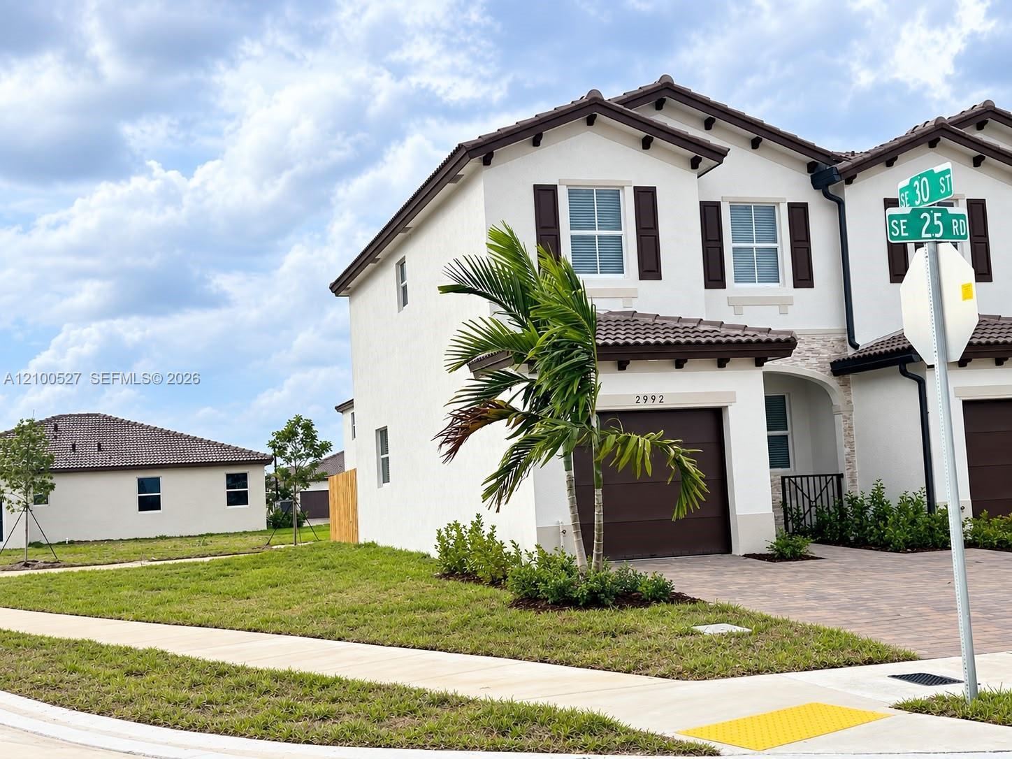 2992 SE 25th Rd, Homestead FL 33035 photo 2