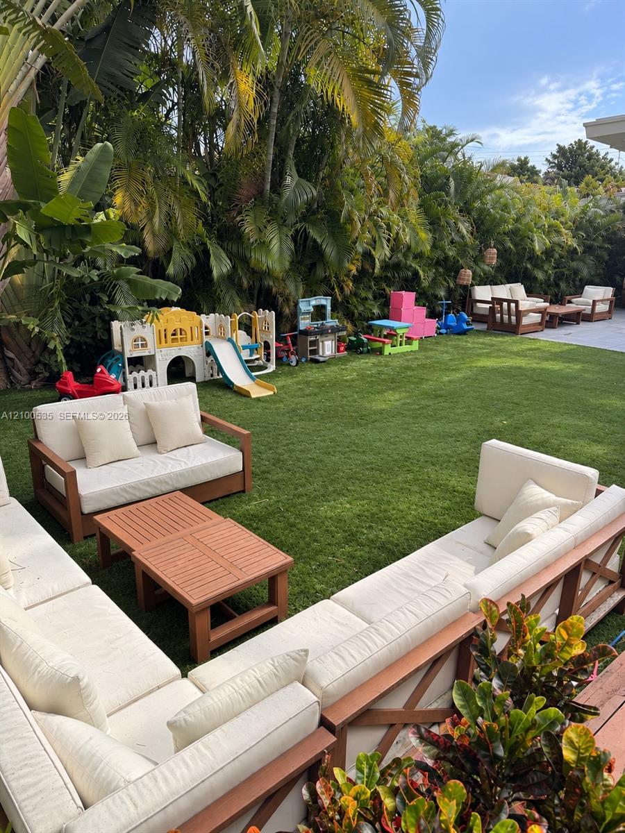 7504 Adventure Ave, North Bay Village FL 33141 photo 4
