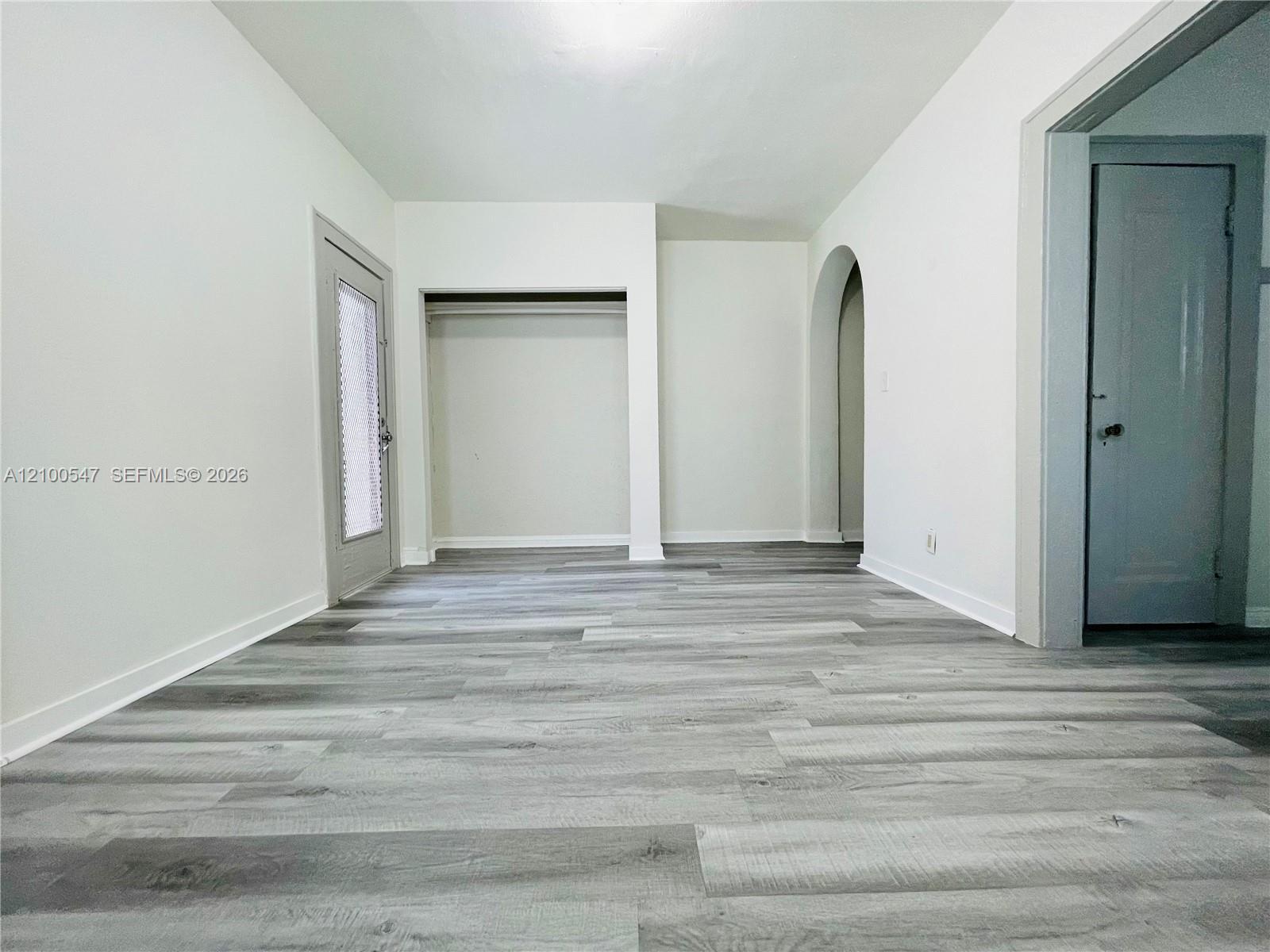 442 SW 10th Ave # 1, Miami FL 33130 photo 3