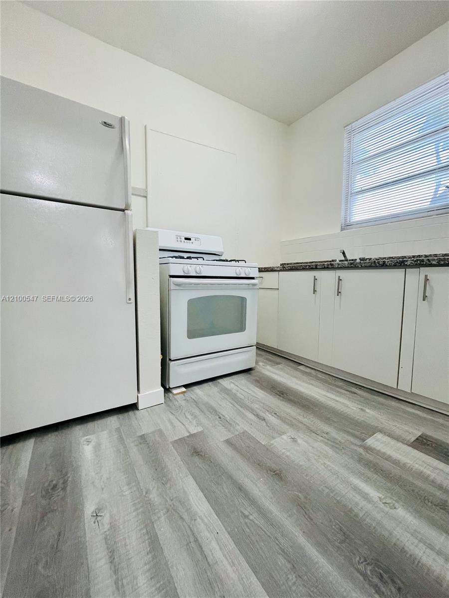 442 SW 10th Ave # 1, Miami FL 33130 photo 4