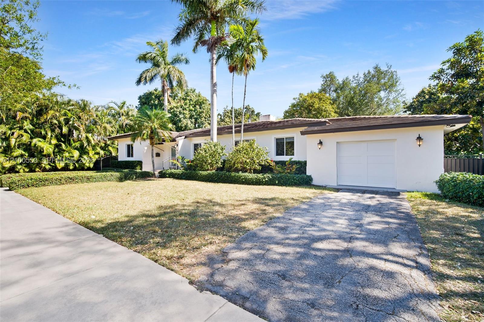 330 Viscaya Ave, Coral Gables FL 33134 photo 2