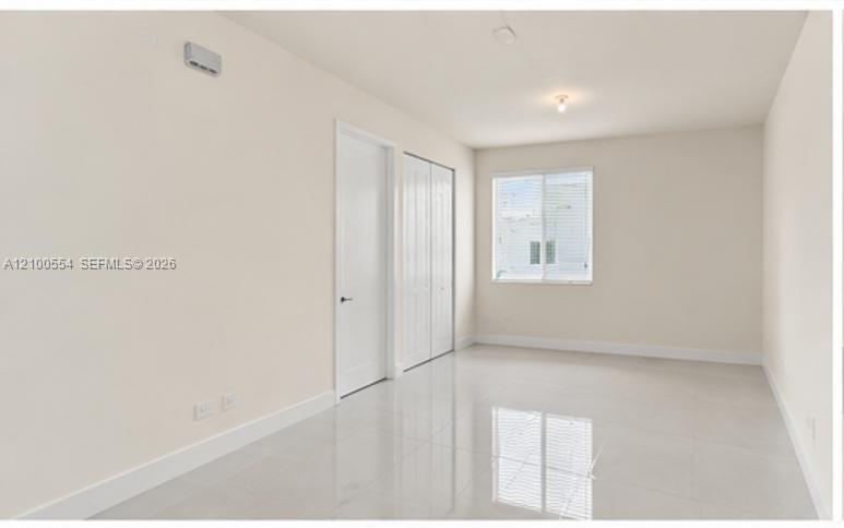 6680 NW 102 Path, Doral FL 33178 photo 2