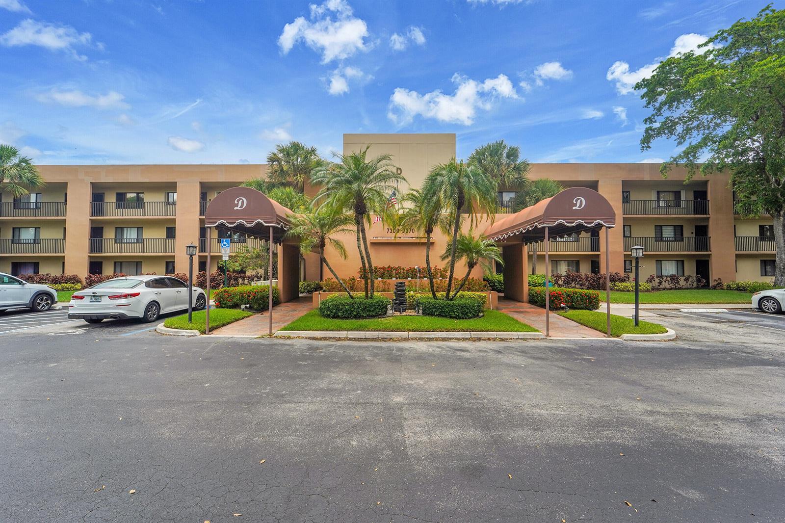 7342 ASHMONT Circle # 203, Tamarac FL 33321 photo 2