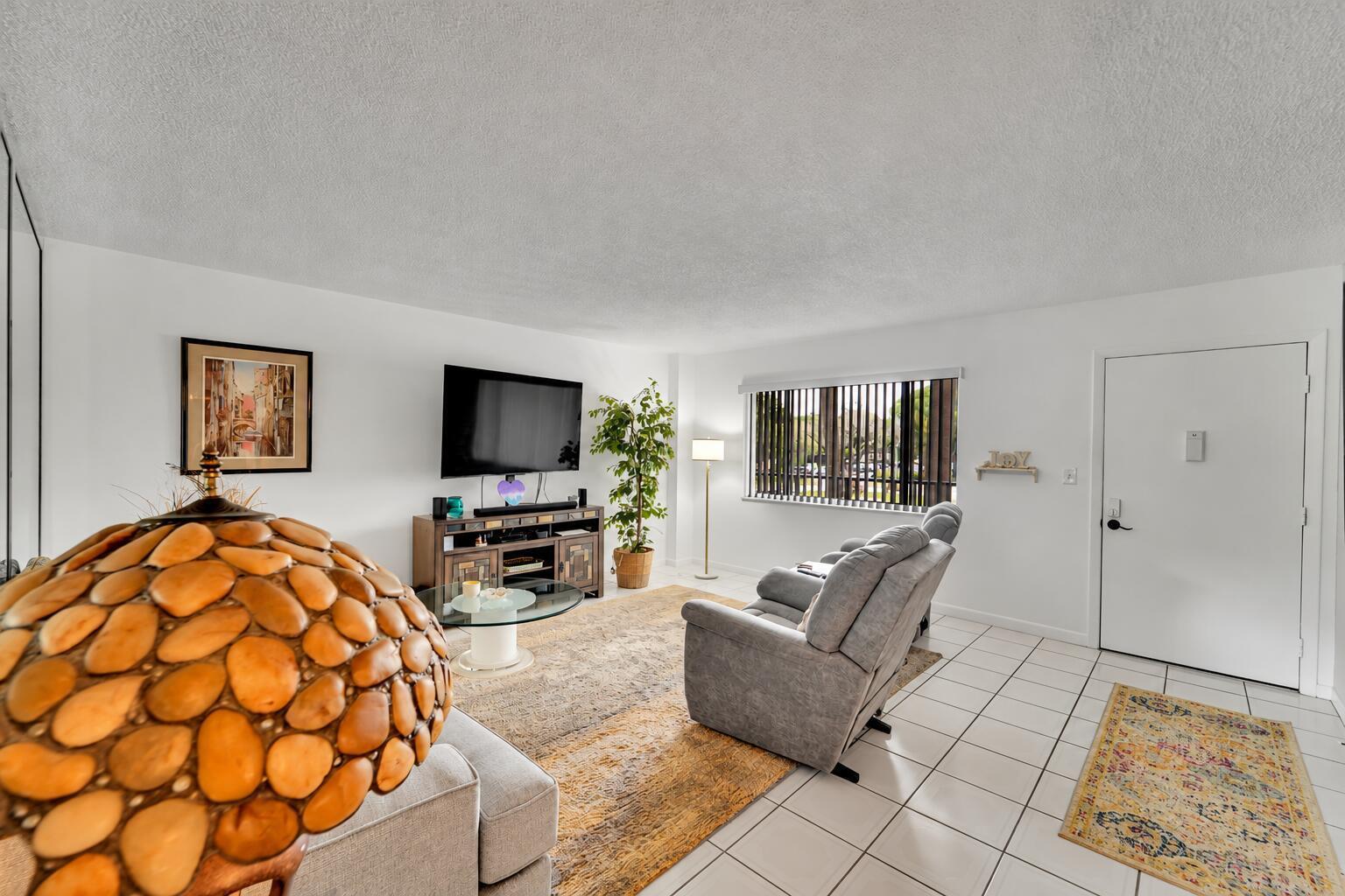 7342 ASHMONT Circle # 203, Tamarac FL 33321 photo 4