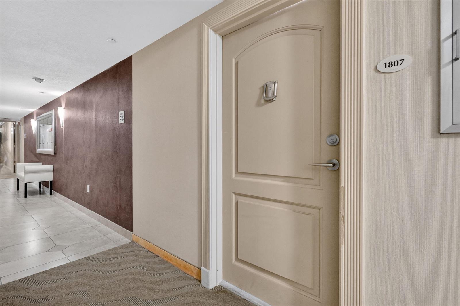 3625 N Country Club Drive # 1807, Aventura FL 33180 photo 2