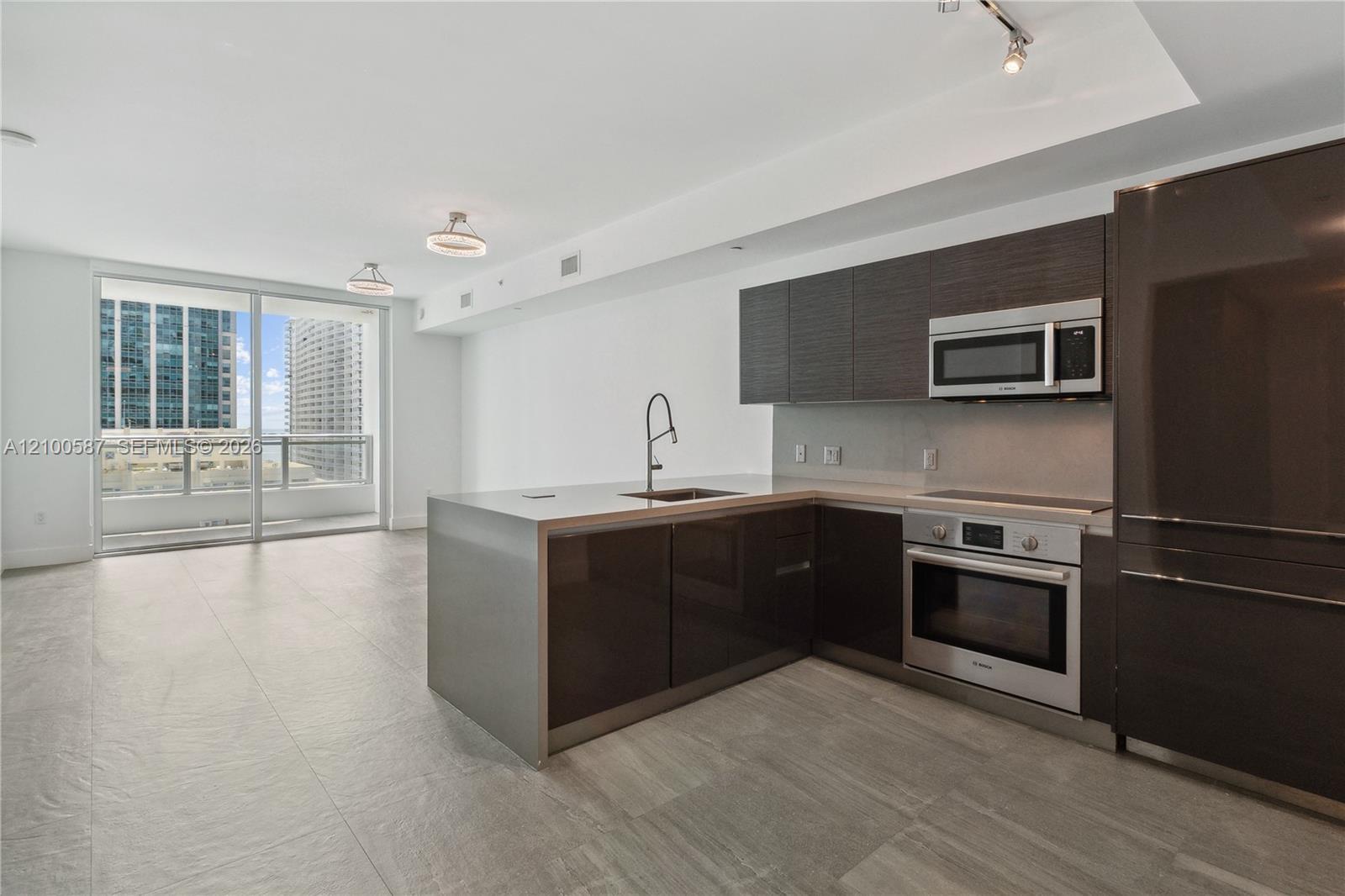1080 Brickell Ave # 2406, Miami FL 33131