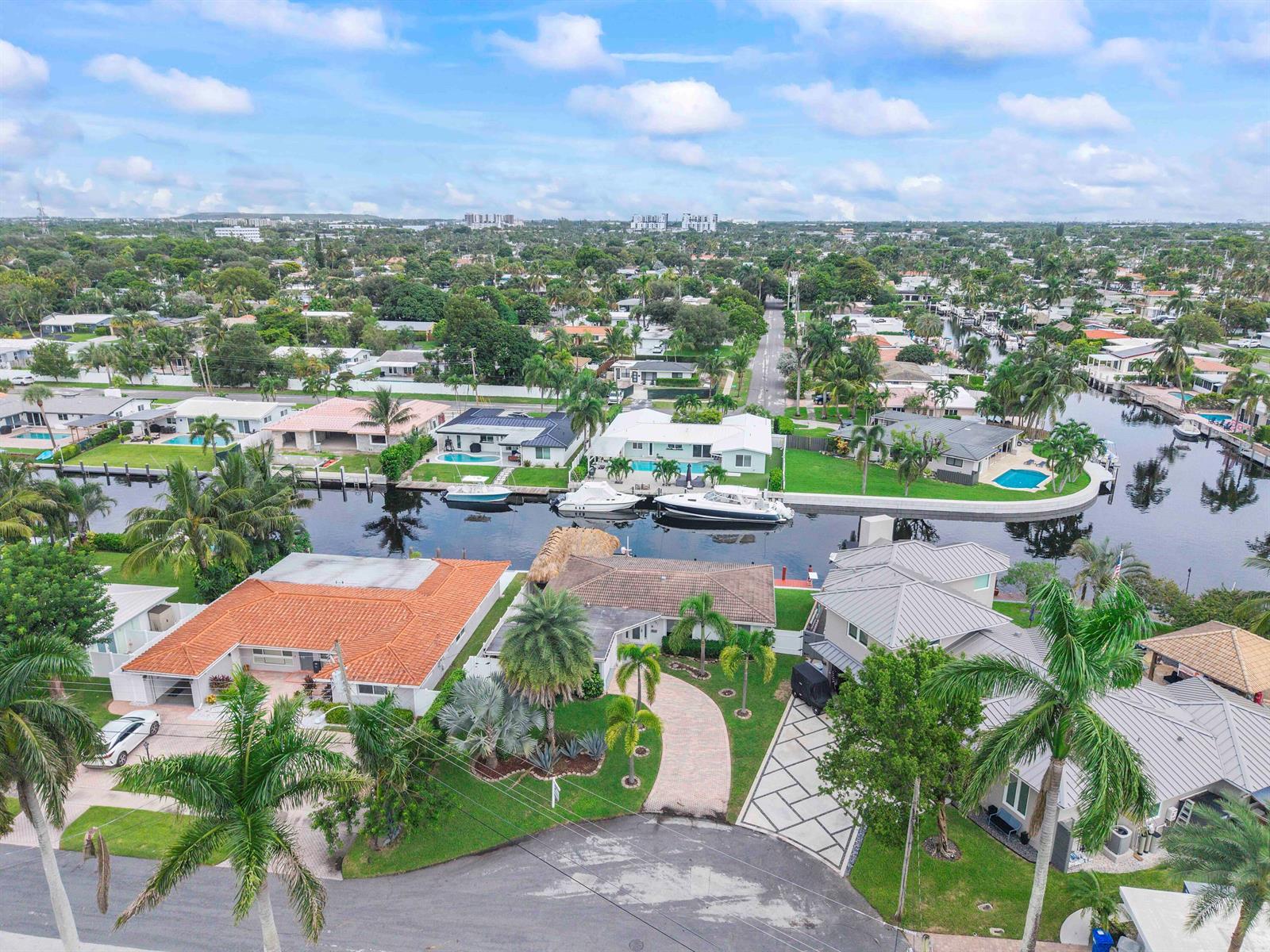 361 SE 9TH Court, Pompano Beach FL 33060 photo 2