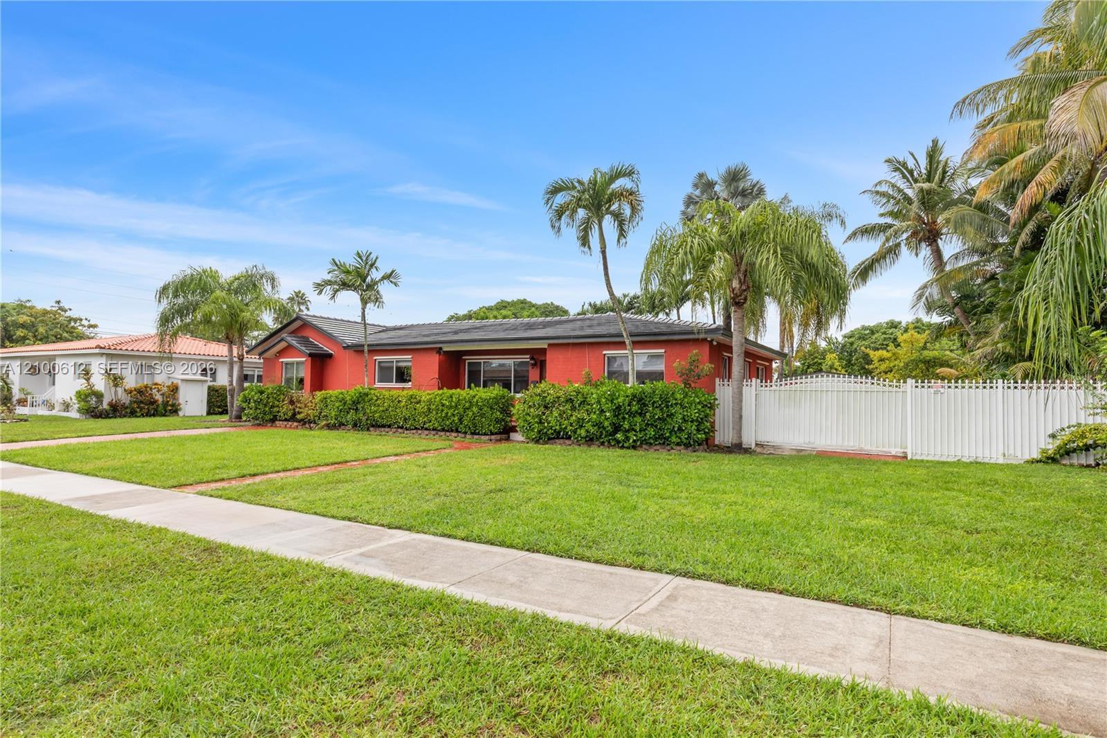6625 SW 47th St, Miami FL 33155 photo 2