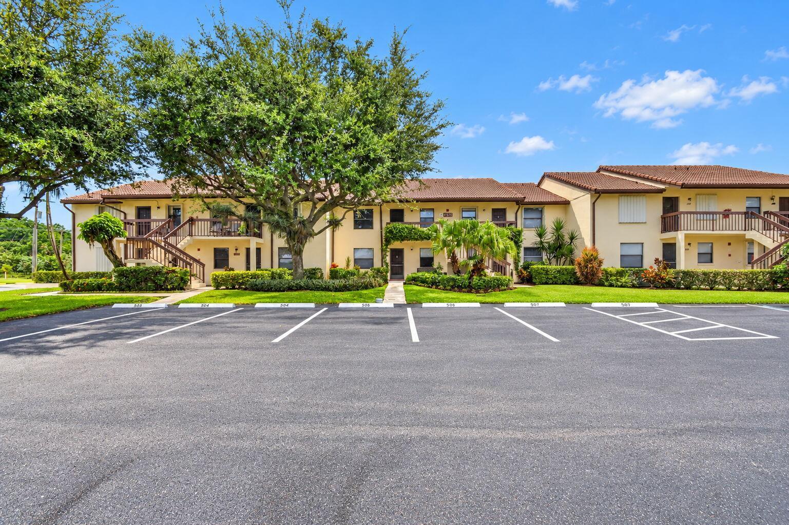 4570 LUCERNE LAKES Boulevard E # 203, Lake Worth FL 33467 photo 3