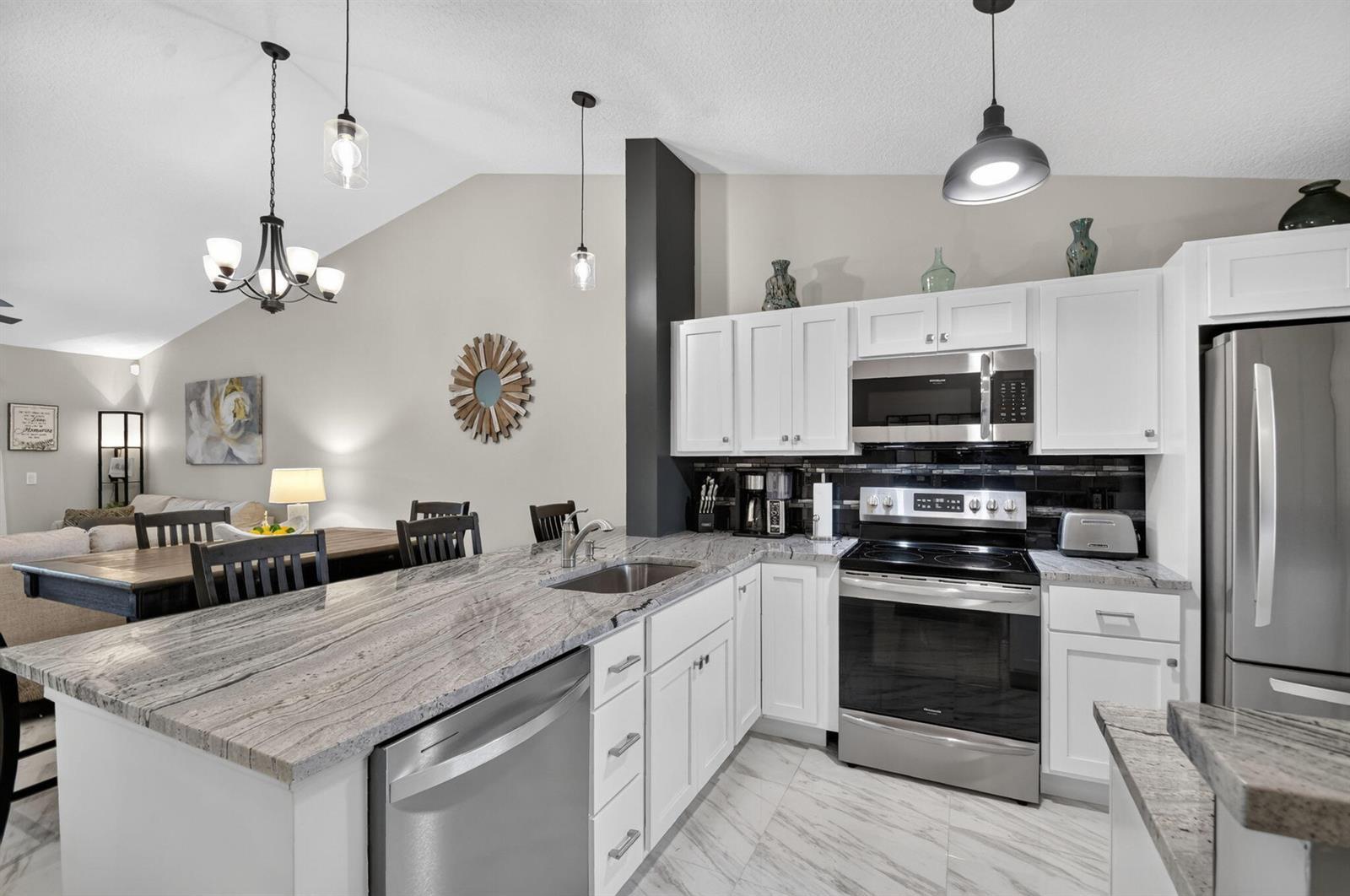 4570 LUCERNE LAKES Boulevard E # 203, Lake Worth FL 33467