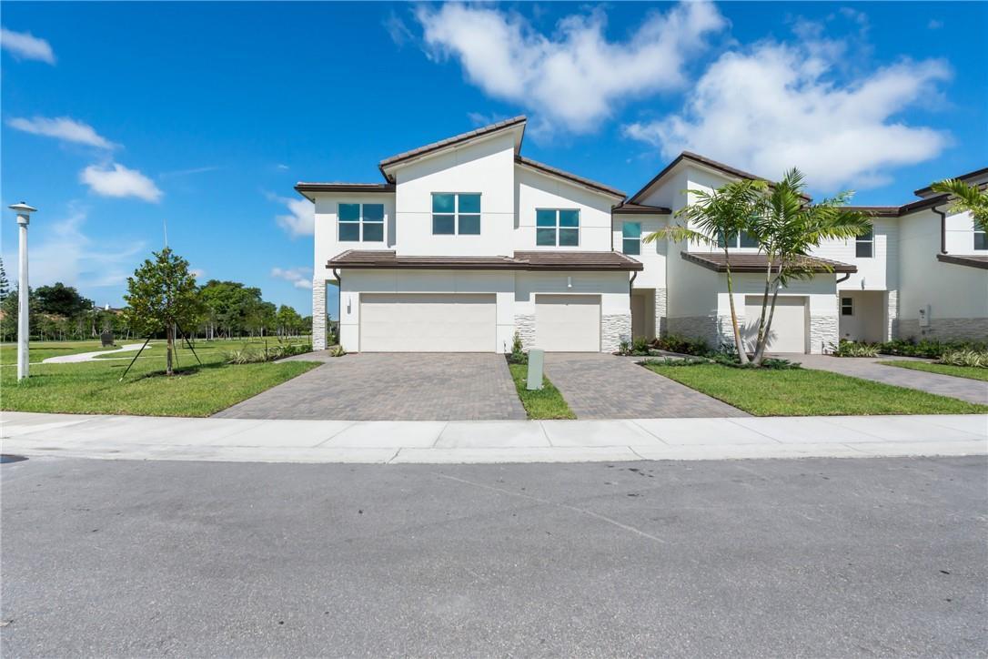 22851 Hillgard Avenue, Boca Raton FL 33433 photo 3
