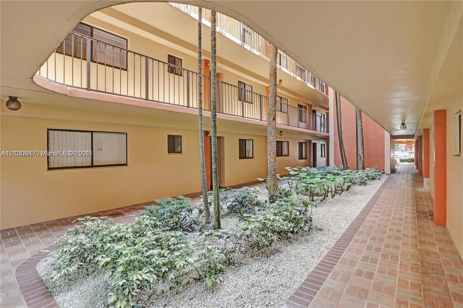 8540 SW 133rd Ave Rd # 424, Miami FL 33183 photo 2