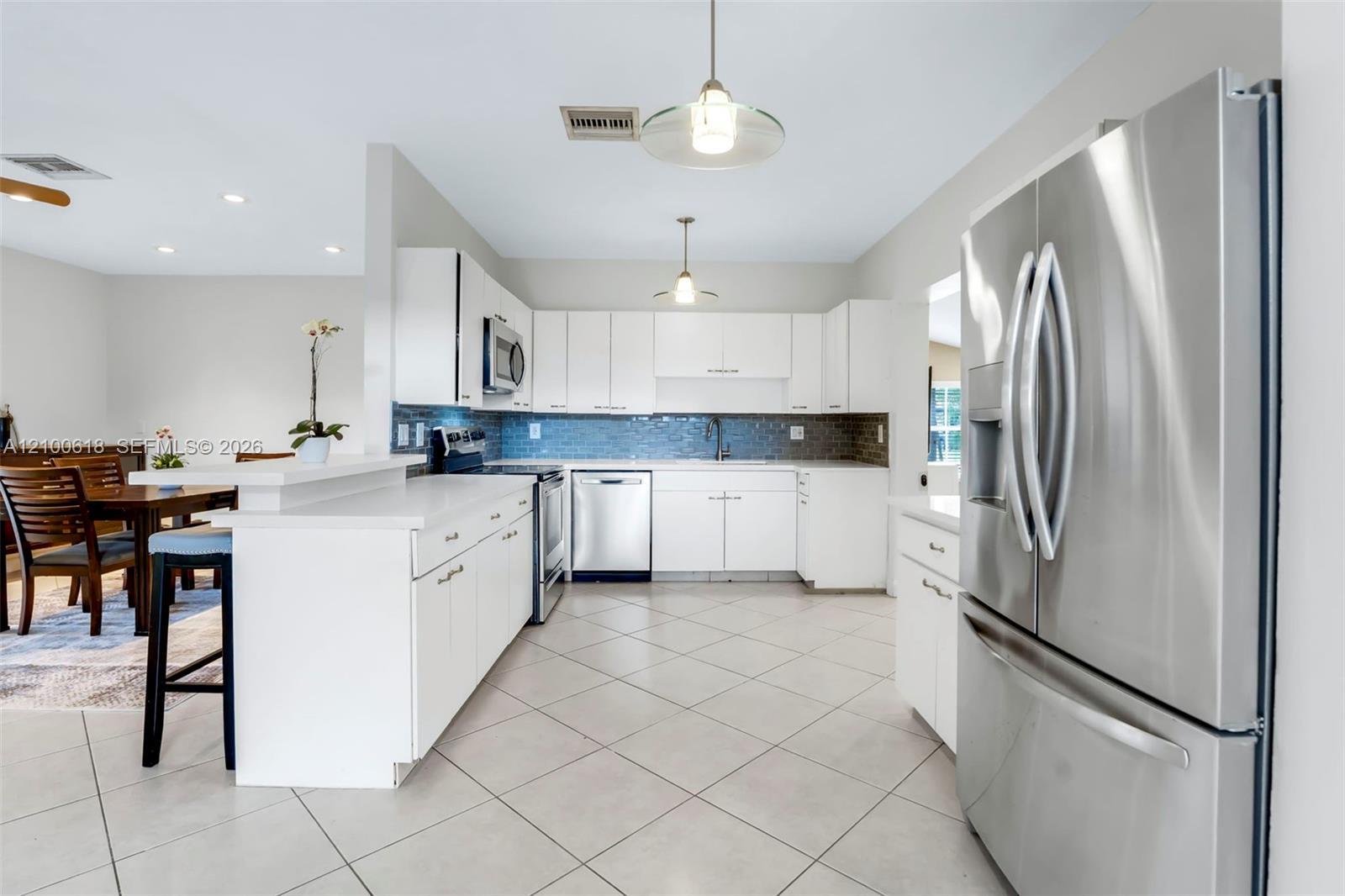3225 Arthur Ter, Hollywood FL 33021 photo 3