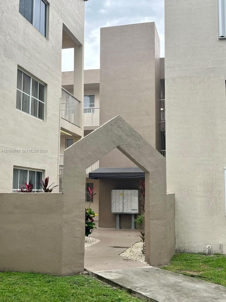 6115 NW 186th St # 301, Hialeah FL 33015 photo 3