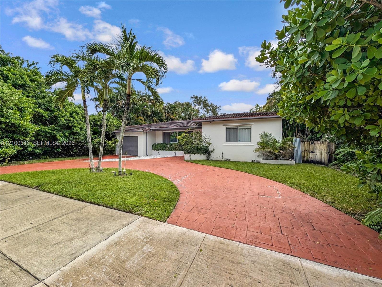 10417 NE 2nd Ave, Miami Shores FL 33138 photo 2