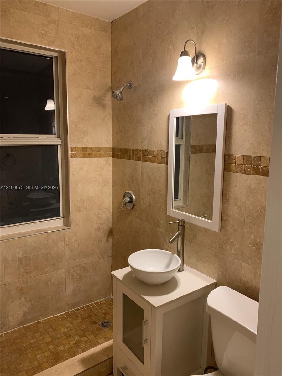 712 SW 56 AV # 6B, Coral Gables FL 33134 photo 4