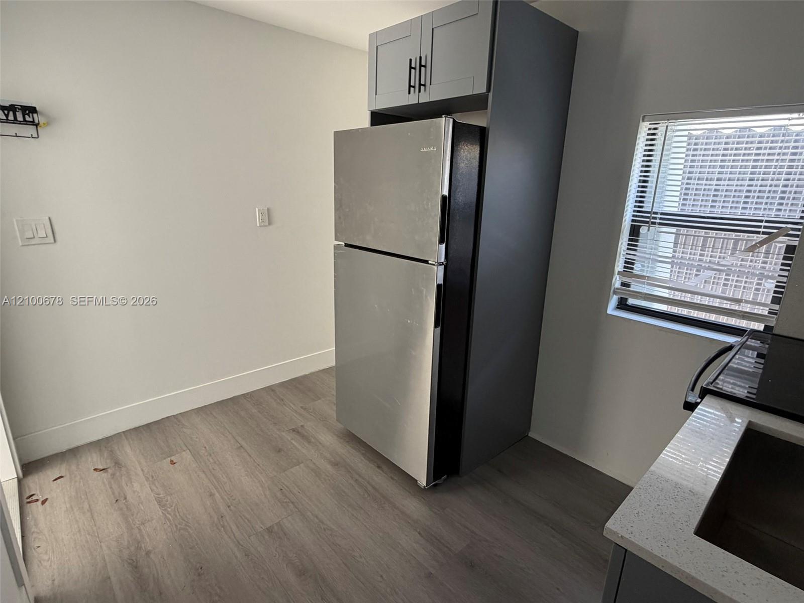 628 SW 21st Ave # 4, Miami FL 33135 photo 2