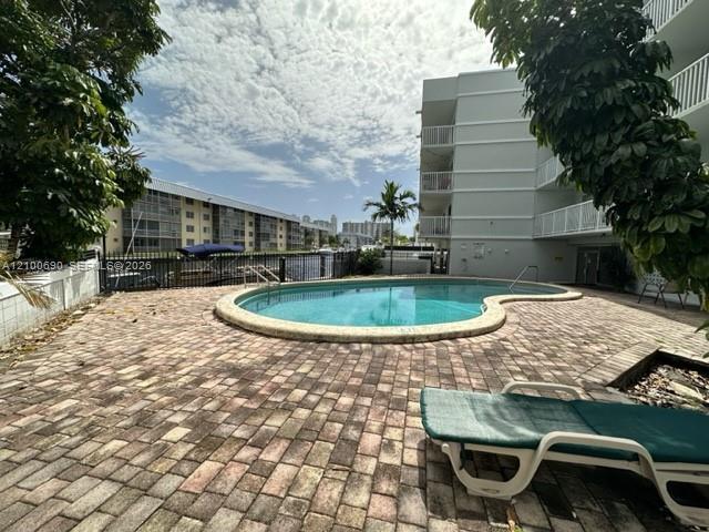 3527 NE 168th St # 202, North Miami Beach FL 33160