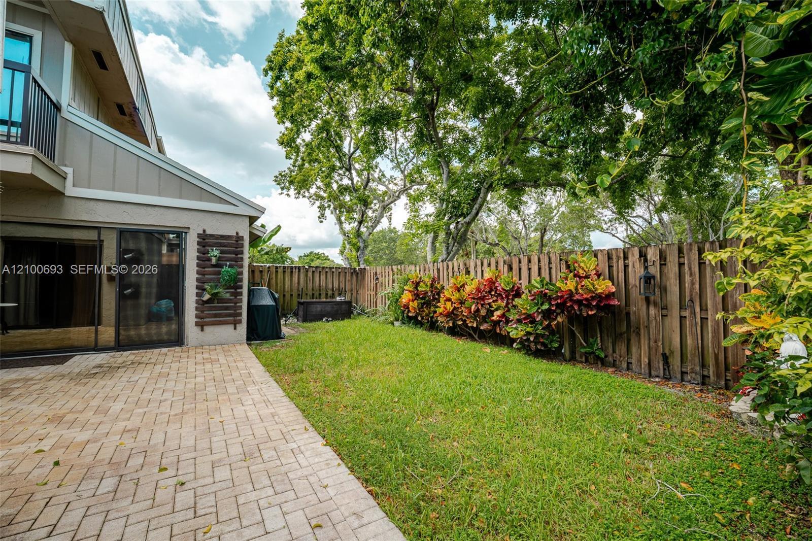 13298 NW 6th Ct, Plantation FL 33325 photo 5