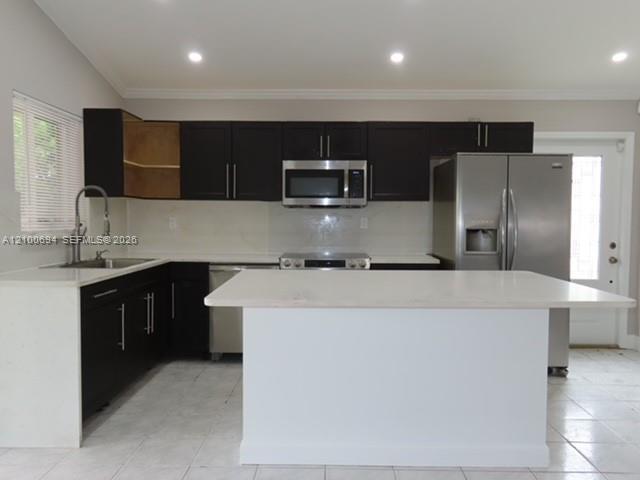 50 SE 11th St, Dania Beach FL 33004 photo 3