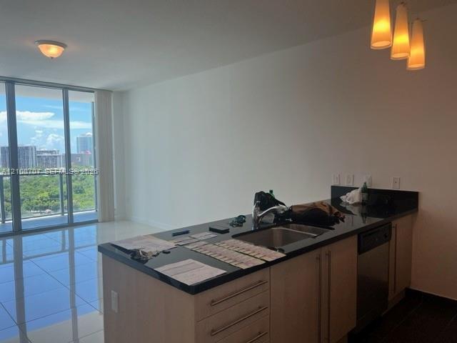 79 SW 12th St, Miami FL 33130