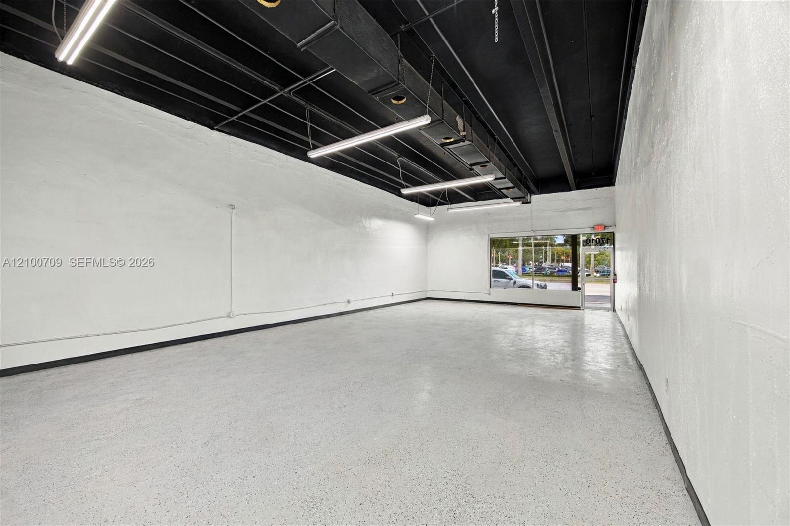 17010 S Dixie Hwy, Palmetto Bay FL 33157 photo 4