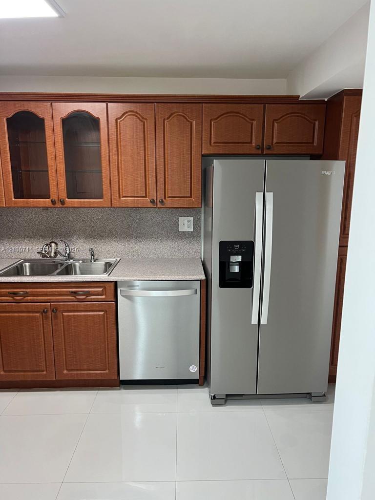 20850 San Simeon Way # 5, Miami FL 33179 photo 3